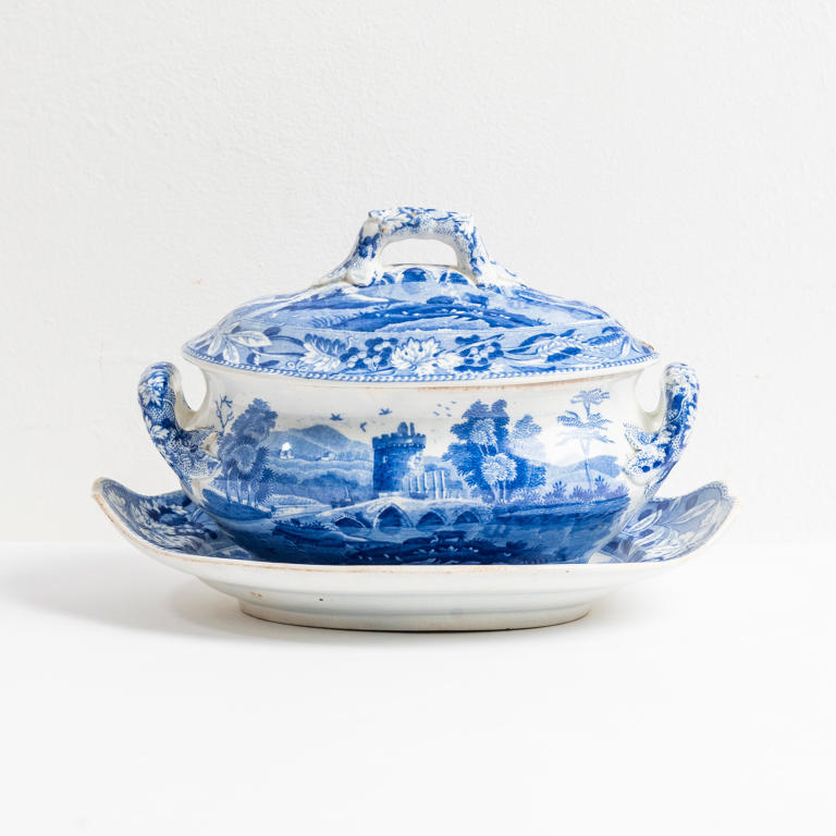 Tureen on Stand