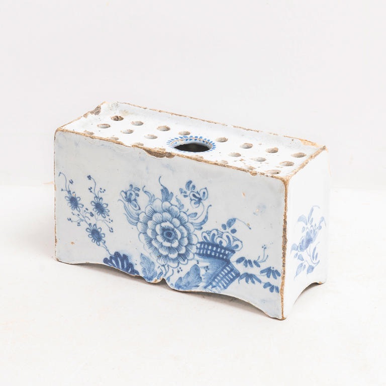 Delft Flower Brick