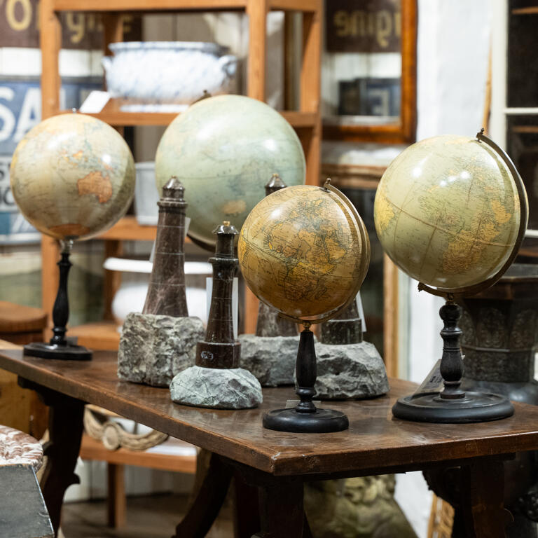Geographia Terrestrial Table Globes