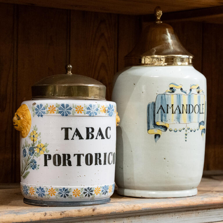 Faience Polychrome Tabac Jars